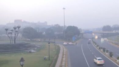 Photo of प्रदूषण से नहीं मिल रही राहत: दिल्ली के कई इलाकों में AQI 350 पार