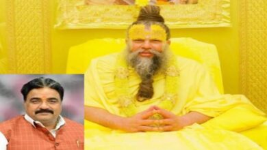 Photo of डिप्टी स्पीकर कृष्ण लाल मिड्ढा ने प्रेमानंद महाराज से की मुलाकात