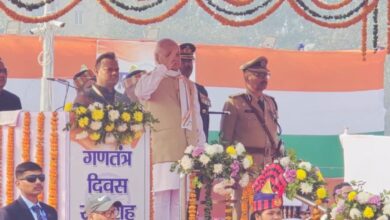 Photo of गांधी मैदान में राज्यपाल आरिफ मोहम्मद ने क्या कहा? नीतीश कुमार ने सीएम हाउस में फहराया तिरंगा