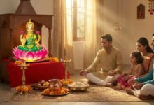 Photo of मां लक्ष्मी के 5 चमत्कारी मंत्र, जो आपको आर्थिक तंगी और बाधाओं से दिलाएंगे मुक्ति