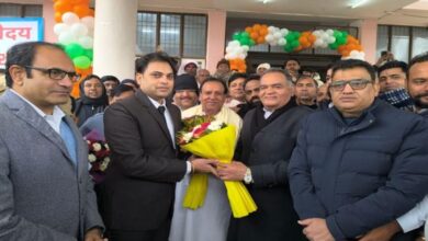 Photo of हांसी के पहले उपायुक्त डॉ. राहुल नरवाल ने संभाला कार्यभार, हुआ भव्य स्वागत