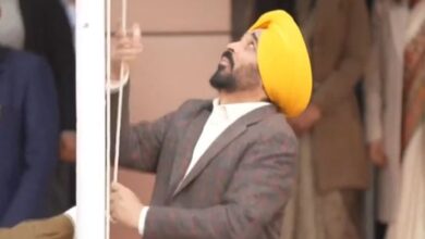 Photo of होशियारपुर में सीएम भगवंत मान ने फहराया तिरंगा…