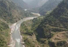 Photo of उत्तराखंड ने प्री-बजट बैठक में जल विद्युत परियोजनाओं के लिए 8000 करोड़ रुपये की सहायता मांगी