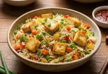 Photo of बचे हुए चावलों से झटपट बनाएं रेस्टोरेंट जैसा ‘पनीर फ्राइड राइस’