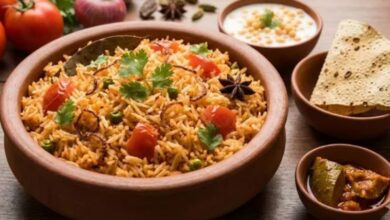 Photo of इस रेसिपी से झटपट तैयार करें चटपटे टोमाटो पुलाव