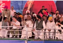 Photo of बरनाला में राहुल गांधी की रैली: मंच से नेताओं को हिदायत- टीम प्लेयर बनो