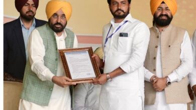 Photo of अकाली और कांग्रेस सरकारों ने पंजाब के बच्चों को जानबूझकर अनपढ़ रखा: भगवंत मान