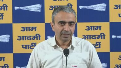 Photo of 24 घंटे में मोदी सरकार का U-turn! रसोई गैस ₹60 महंगी; अनुराग ढांडा