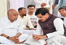 Photo of BJP प्रदेश अध्यक्ष के घर नम आंखों से श्रद्धांजलि देने पहुंचे प्रदेश के मुखिया मोहन यादव