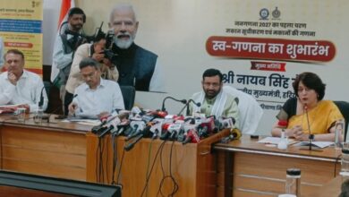 Photo of हरियाणा में जनगणना 2027 शुरू: सीएम सैनी ने दर्ज किए स्व-गणना के आंकड़े