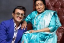 Photo of जब सोनू निगम ने मंच पर धोए थे Asha Bhosle के पैर