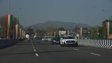 Photo of दिल्ली से दून तक सिग्नल-फ्री उड़ान, जाम से कराहती धमनियों की कर दी बाईपास सर्जरी