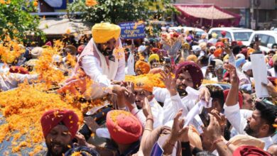 Photo of पंजाब में बेअदबी विरोधी कानून लागू होने के बाद सीएम मान ने श्री आनंदपुर साहिब से ‘शुक्राना यात्रा’ का किया नेतृत्व