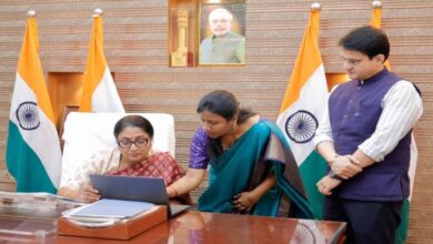 Photo of दिल्ली में डिजिटल जनगणना शुरू, 20 मिनट में पूरे होते हैं 33 सवाल