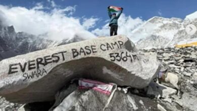 Photo of आठ वर्षीय निक्षा ने एवरेस्ट के बेस कैंप पर लहराया तिरंगा