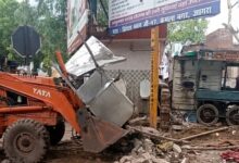 Photo of यूपी: सीएम योगी के दौरे से पहले आगरा में चला बुलडोजर