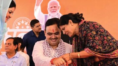Photo of सीएम भजनलाल को महिलाओं ने बांधा रक्षासूत्र, रक्षाबंधन पर भाजपा का सियासी वार