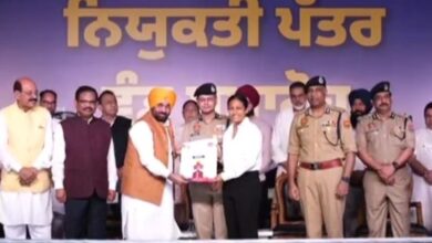 Photo of पंजाब में मिशन रोजगार: जालंधर में 1746 पुलिस जवानों को मिले नियुक्ति पत्र