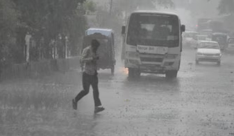 Photo of उत्तराखंड मौसम अपडेट: प्रदेश में भूस्खलन से 78 सड़कें बंद