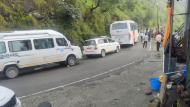 Photo of भू-धंसाव से यमुनोत्री हाईवे कई जगह बाधित