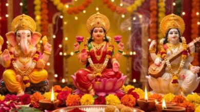 Photo of दिवाली पूजन में लक्ष्मी जी के साथ ‘श्रीगणेश’ और ‘सरस्वती’ ही क्यों?